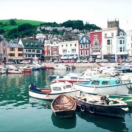 Nancie'S Place - Dartmouth Town Center With Private Parking - A Traditional Georgian Private Duplex Apartment - Beautifully Refurbished - Two Bedrooms, Bathroom, Kitchen And Lounge Diner 외부 사진