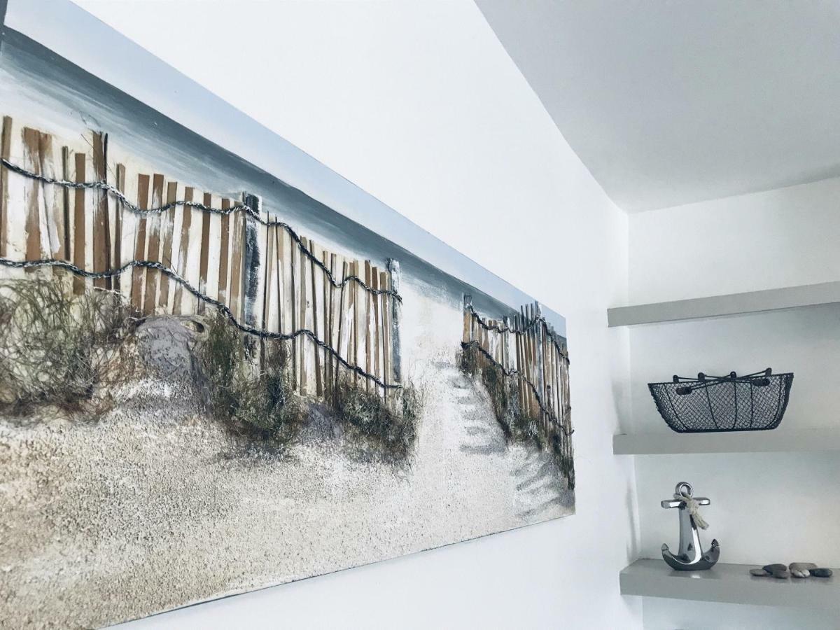 Nancie'S Place - Dartmouth Town Center With Private Parking - A Traditional Georgian Private Duplex Apartment - Beautifully Refurbished - Two Bedrooms, Bathroom, Kitchen And Lounge Diner 외부 사진